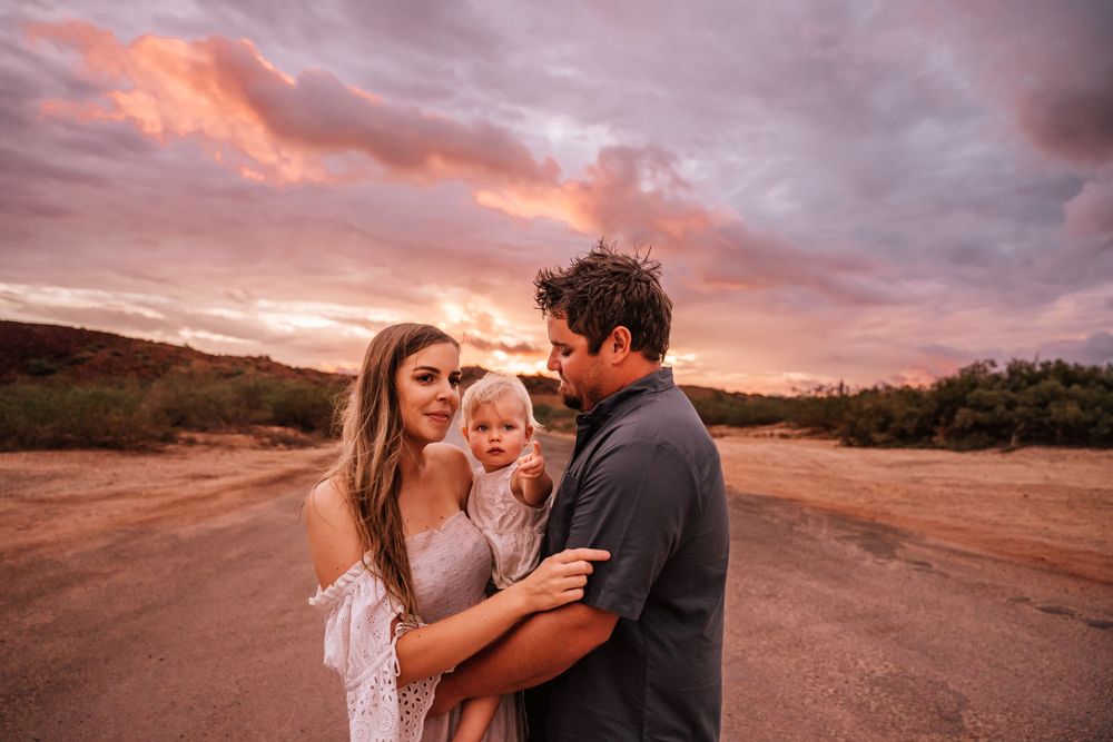 Karratha photographer Carley V Photography family photographer golden hour sunset
