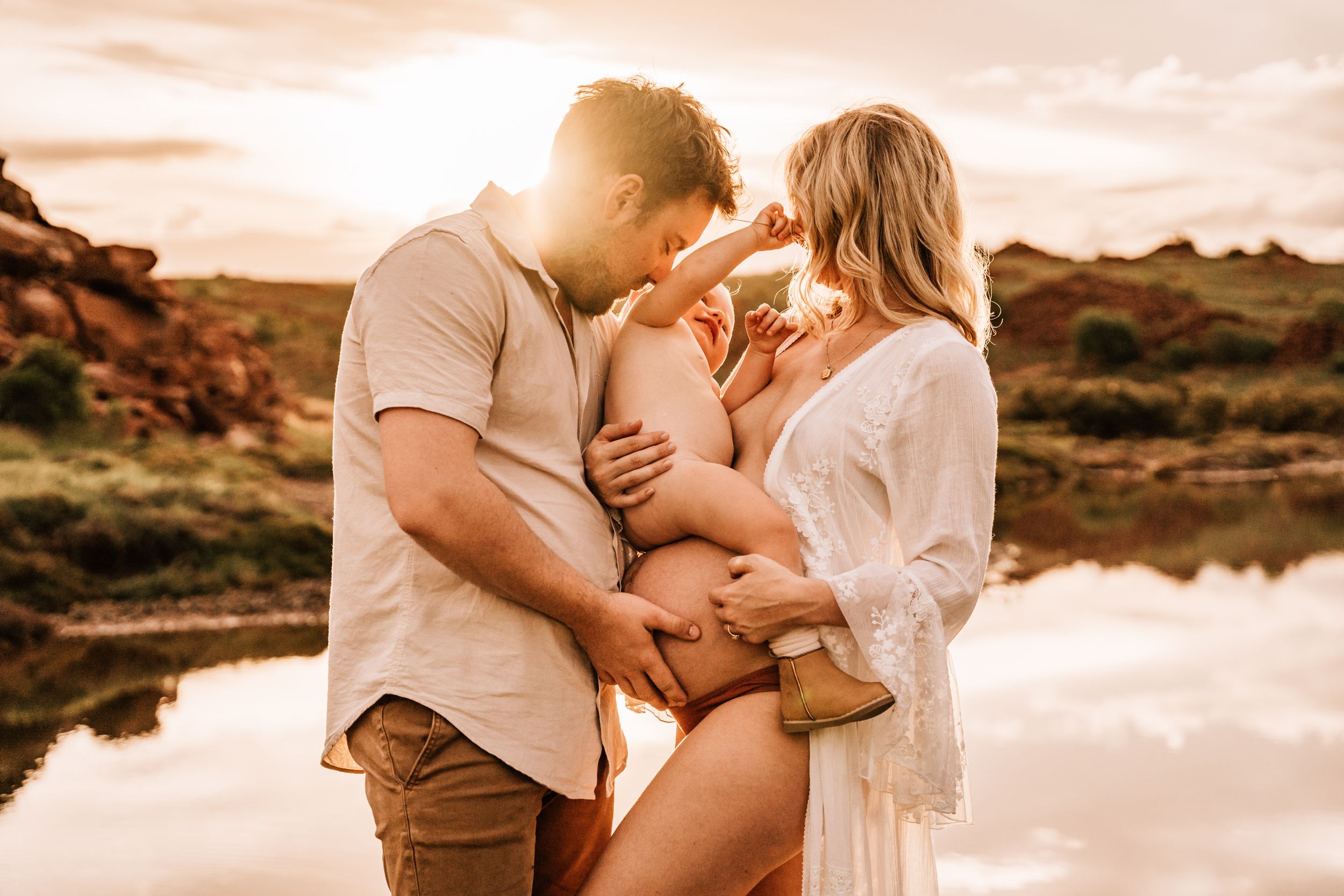 Karratha photographer Carley V Photography Family Maternity Newborn photographer golden hour sunset
