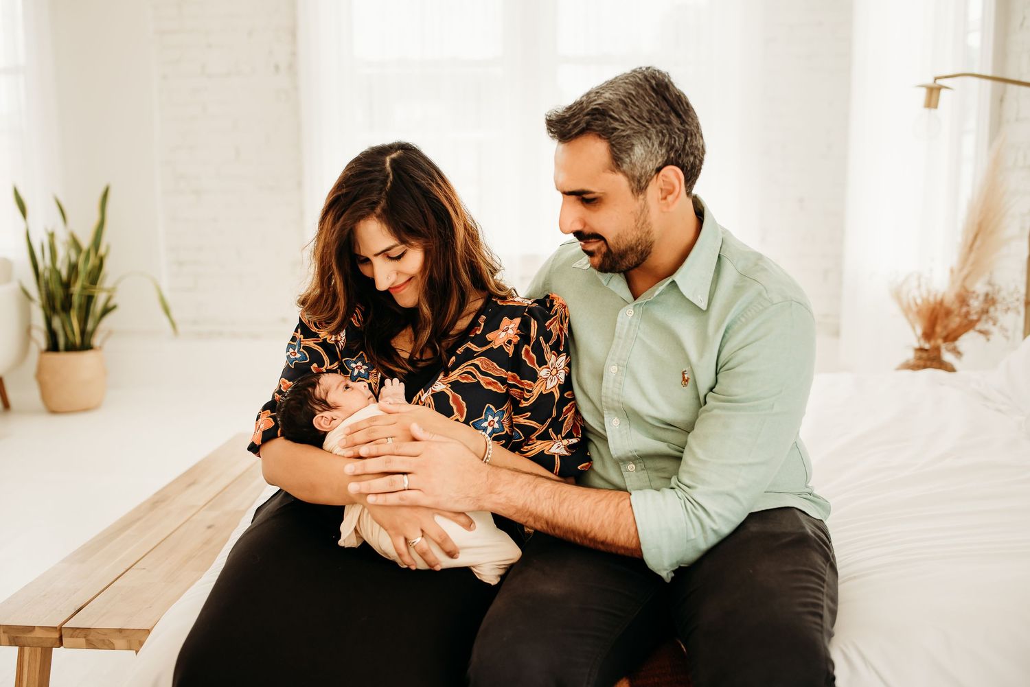 cincinnati's best newborn photographer
