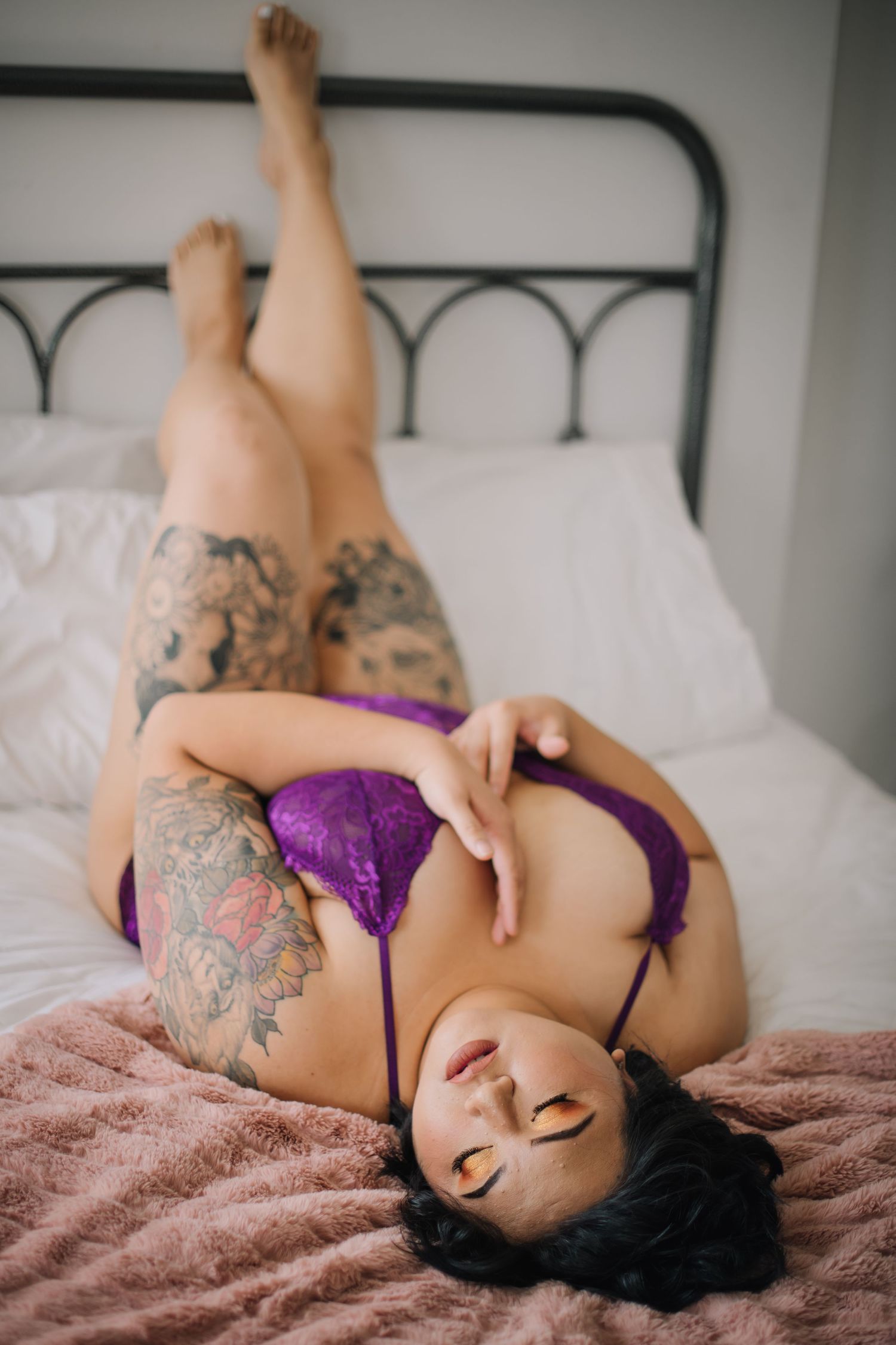 Best utah Boudoir Photographer Salt Lake City Testimonial Review Asian American Plus Size