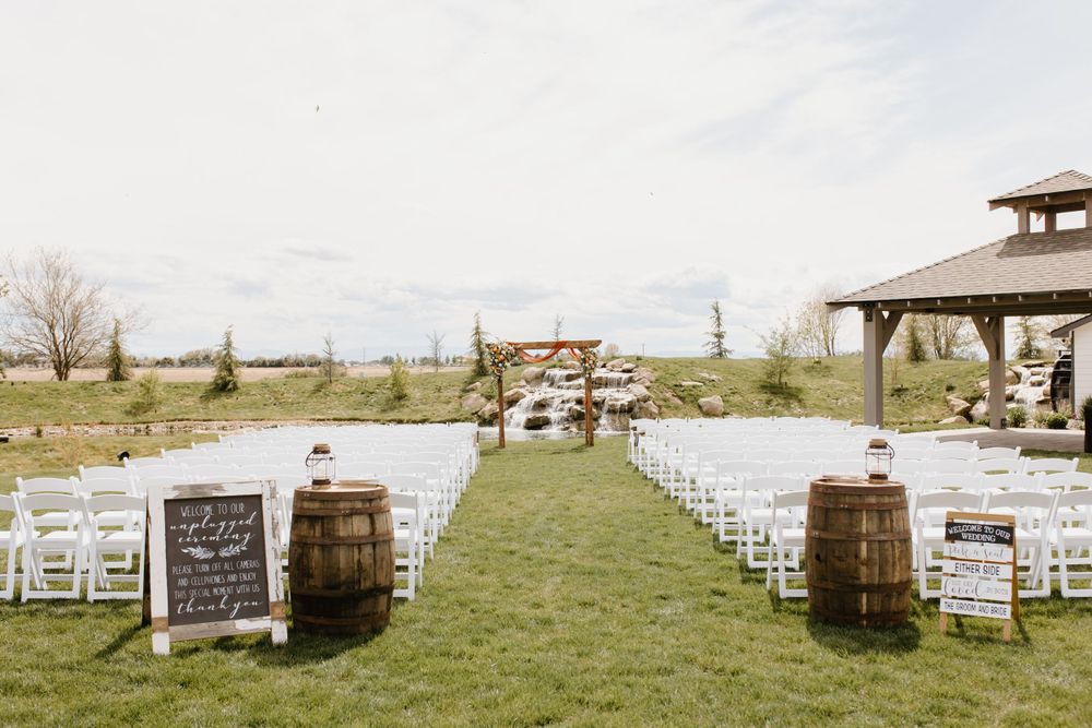 Mint Barrel Barn, Nampa IDaho Wedding Idaho Falls Photographer