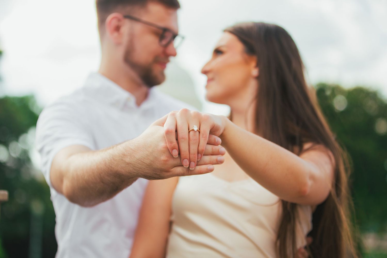 close-up-of-wedding-ring