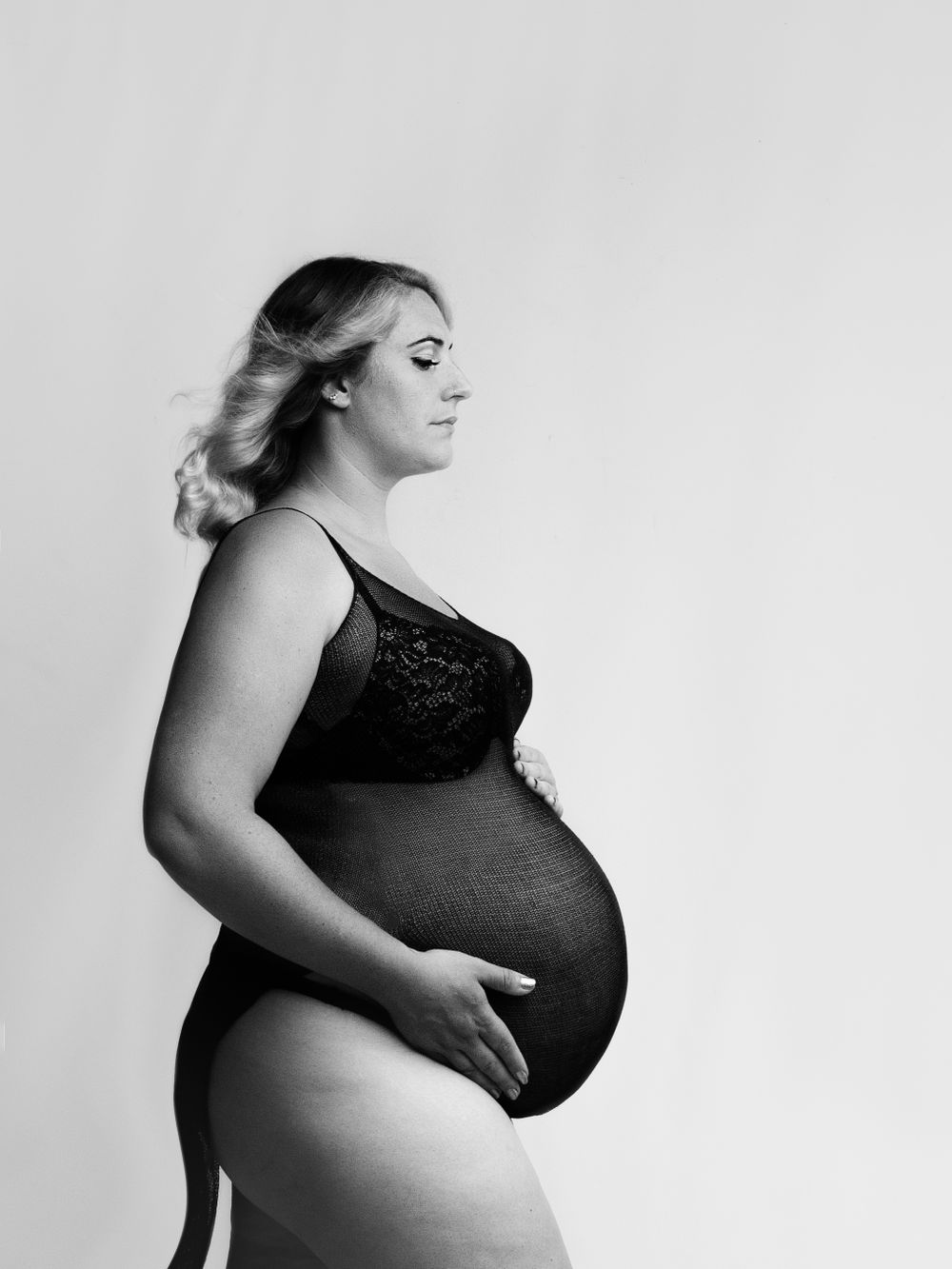 Maternity photoshoot Pembrokeshire Milford Haven