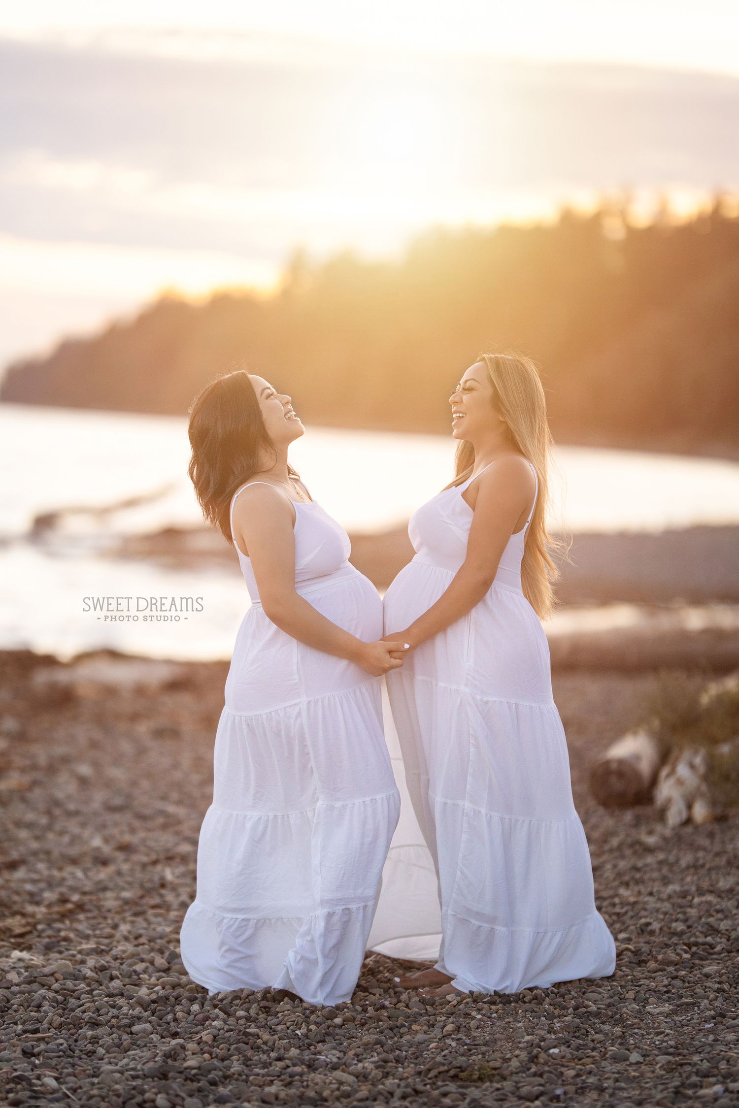 Surrey BC Vancouver Maternity Pregnancy Photos - Sweet Dreams Photo Studio