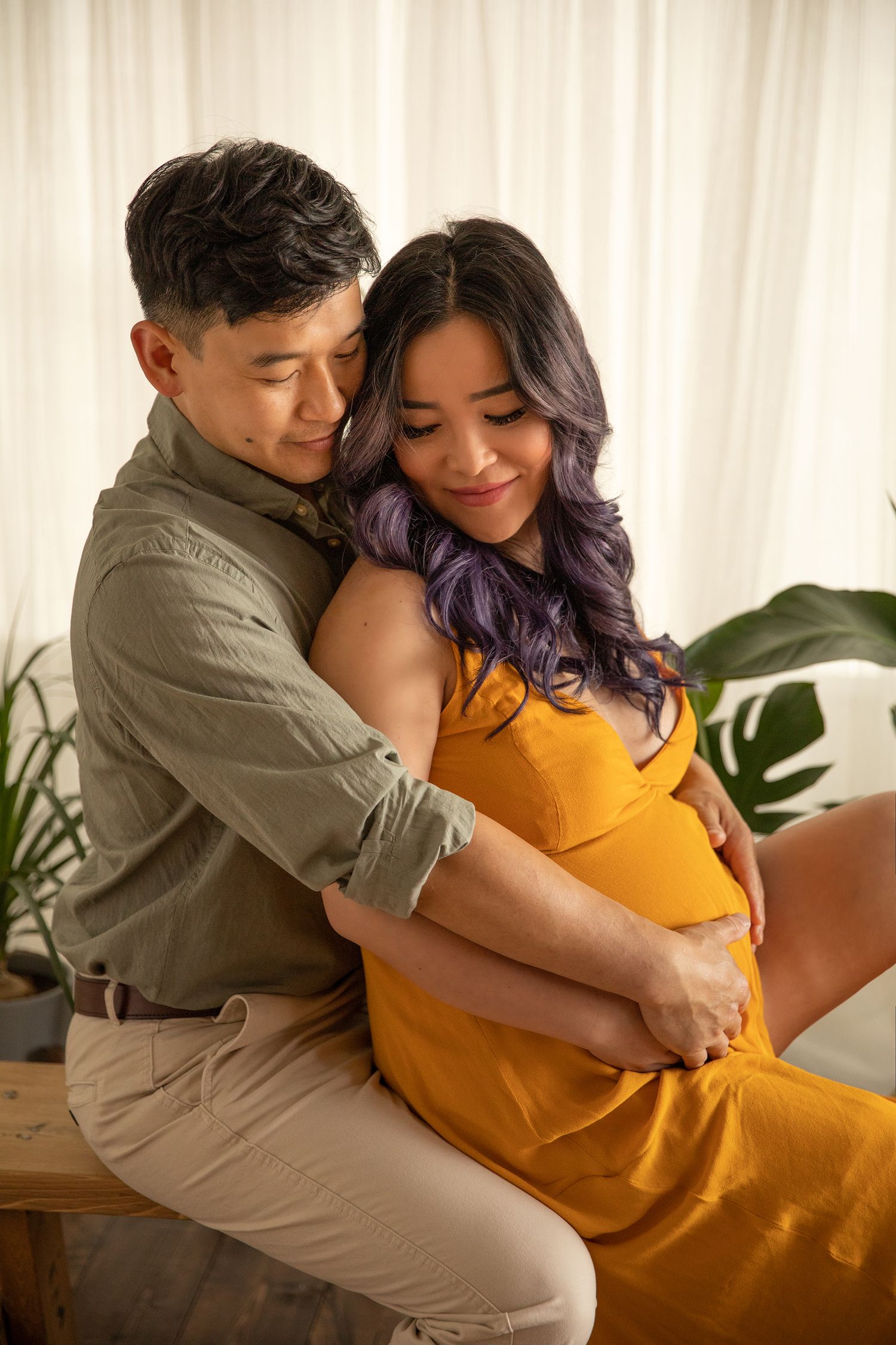Surrey BC Vancouver Maternity Pregnancy Photos - Sweet Dreams Photo Studio