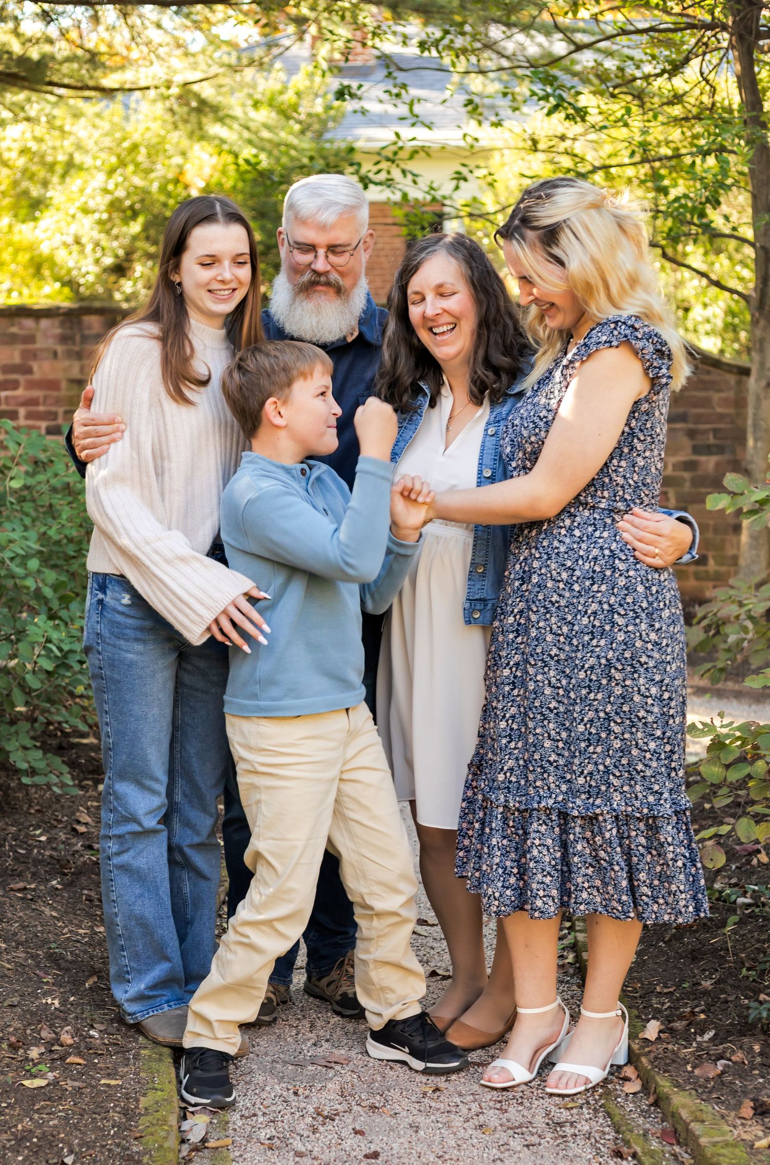 Charlottesville family, newborn, senior, baby, and maternity photographer.