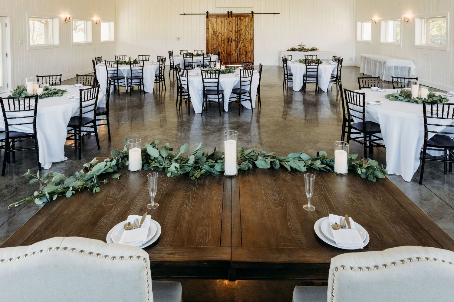Ballroom Bailey Barns Venue in Fairview, WV | Bailey Barns Venue Photos | Wedding Photographer in Fairmont WV