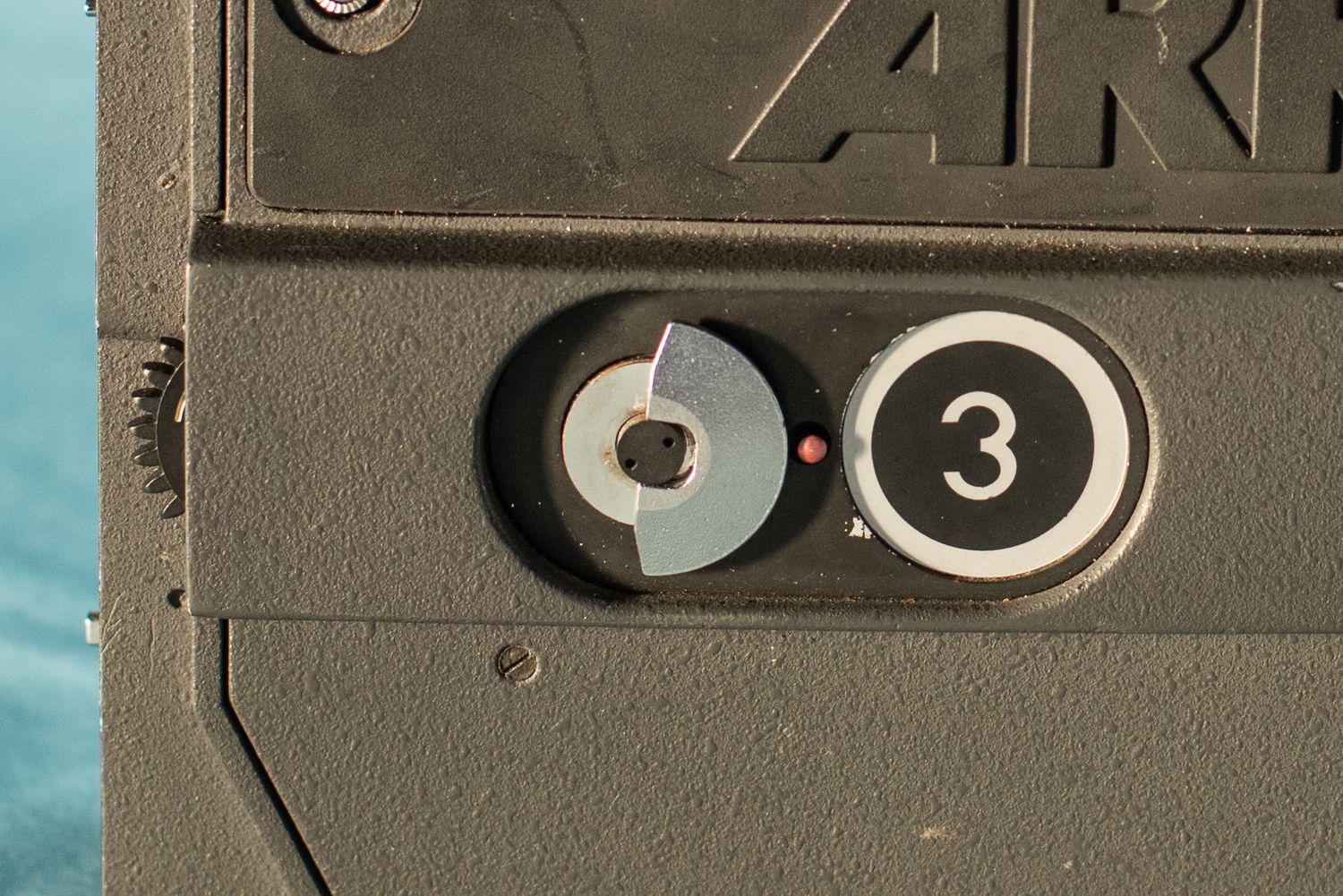 Arri SR2 Magazine Hinged Knob and Safety Button