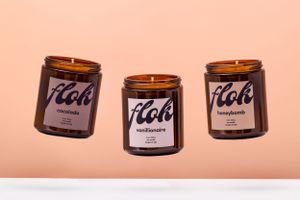 3 Floating candles