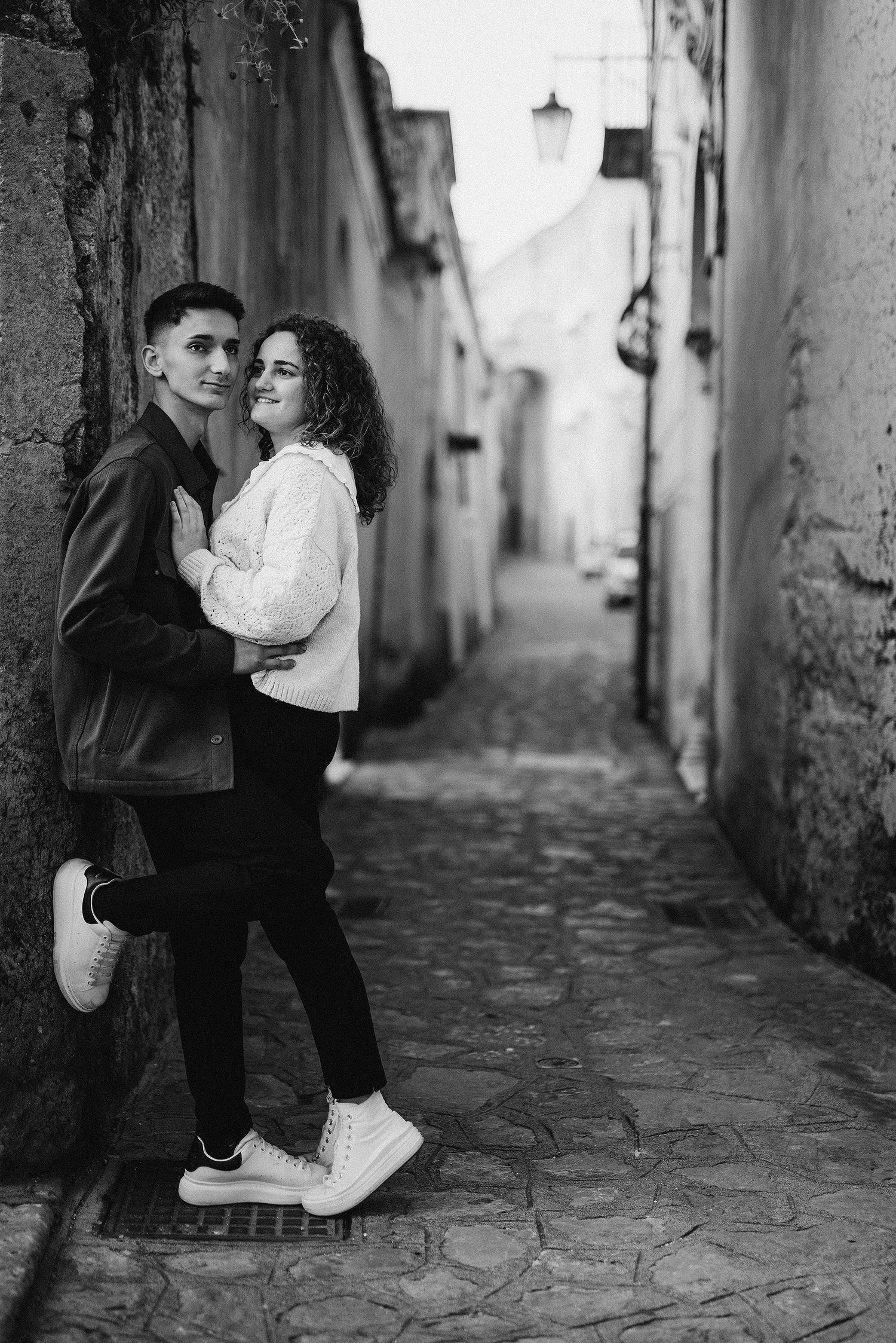 Amalfi Coast Photographer - Positano, Ravello, Amalfi, Maiori elopement, proposal, wedding creator. Book your photoshoot.