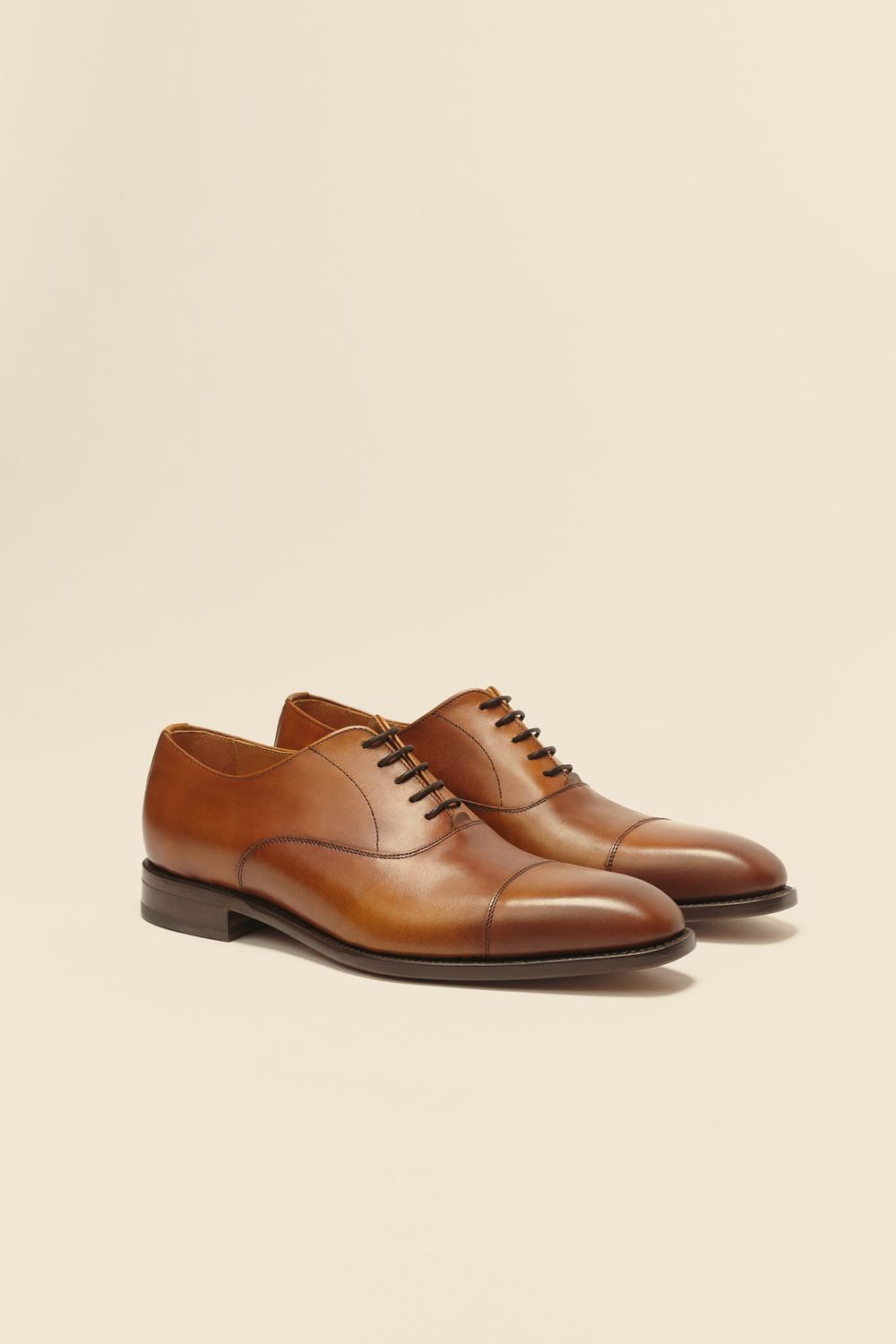 Leather Shoe Product Photography in Dubai by Dominik Zky Photography