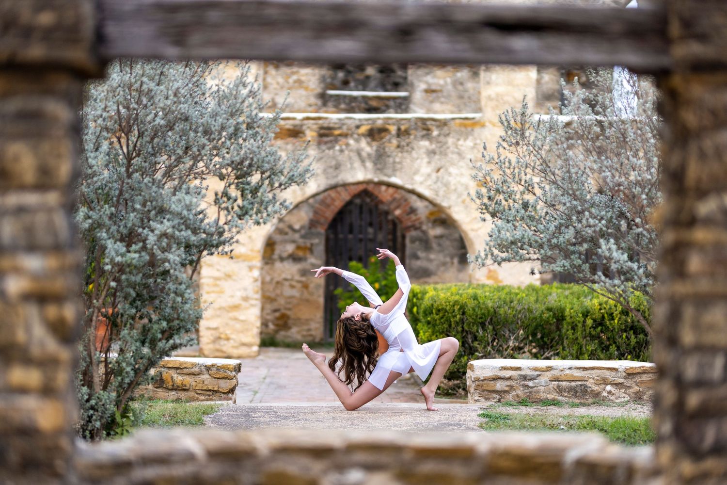 San Antonio Photographer Jason Carmony photographs dancer at Mission San Jose