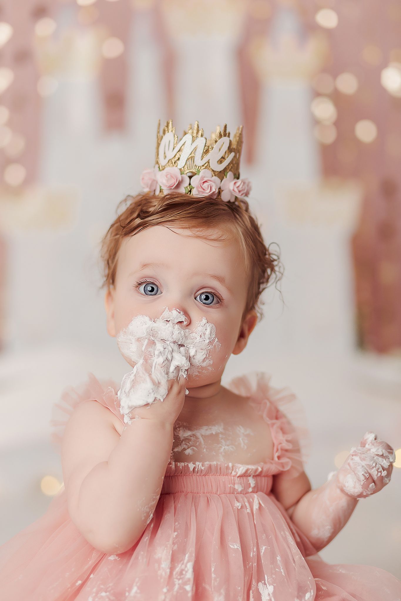 smash cake photographer in Tulsa princess theme cake smash