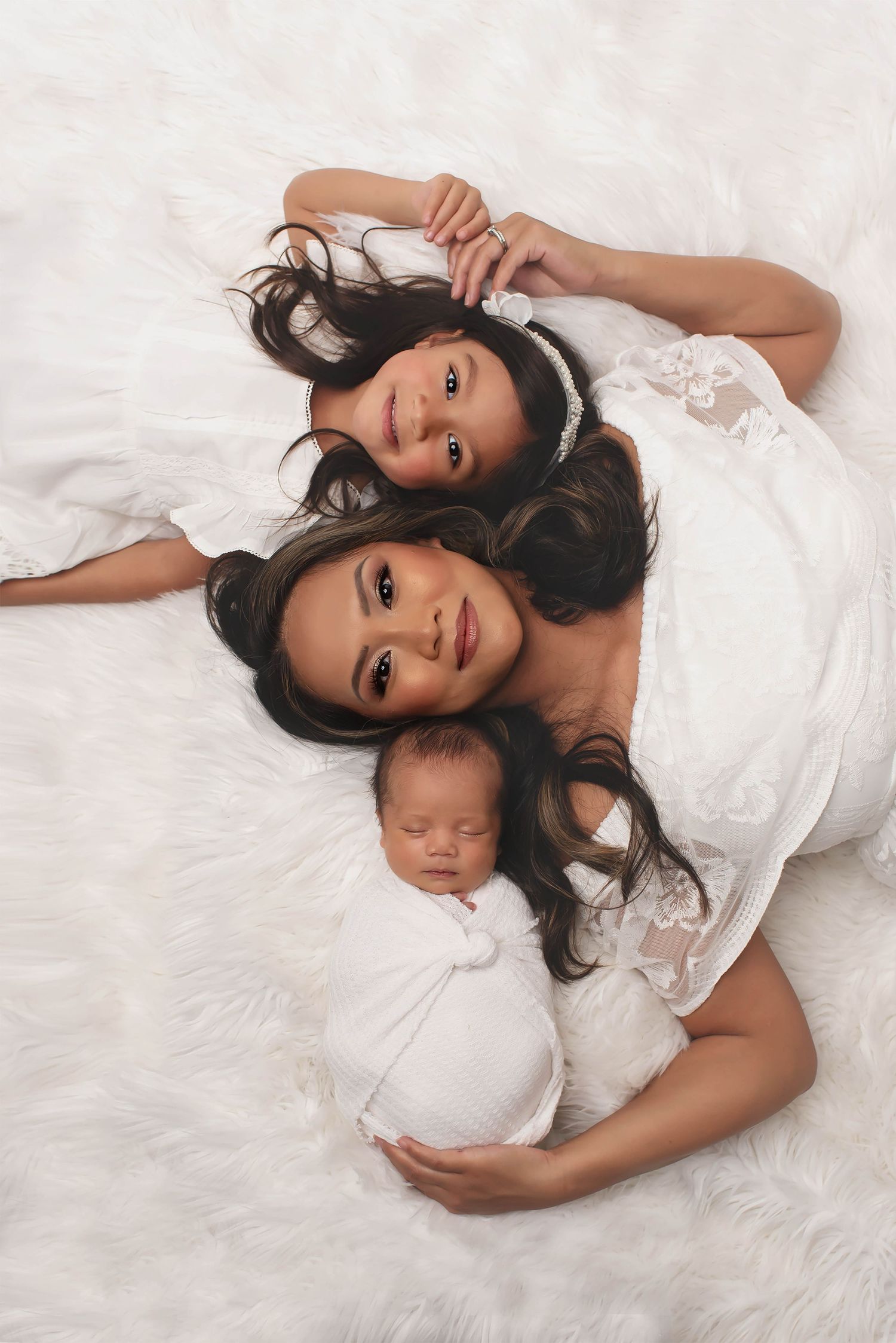 mama, mom, mother and baby, kids, sibling photo