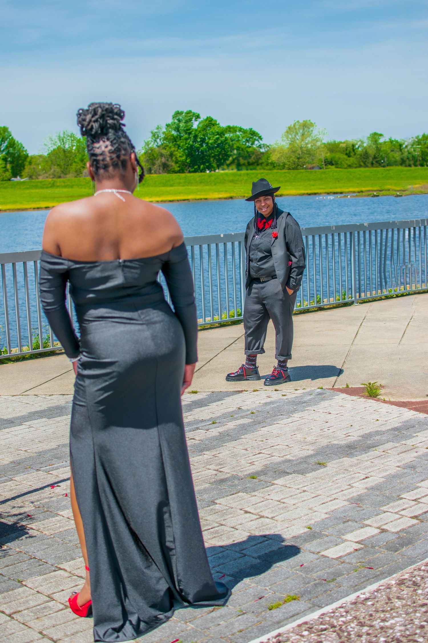 Engagement portraits, serving DMV, Sourthern MD. LGBTQ+ friendly