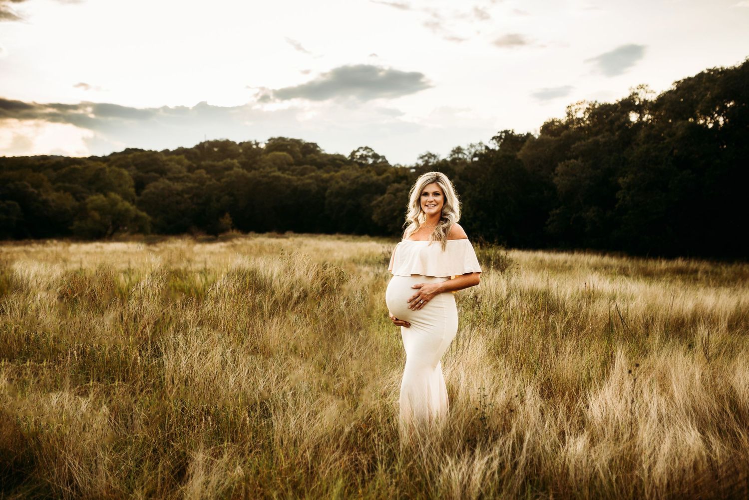 sunset family lifestyle photoshoot session san antonio maternity