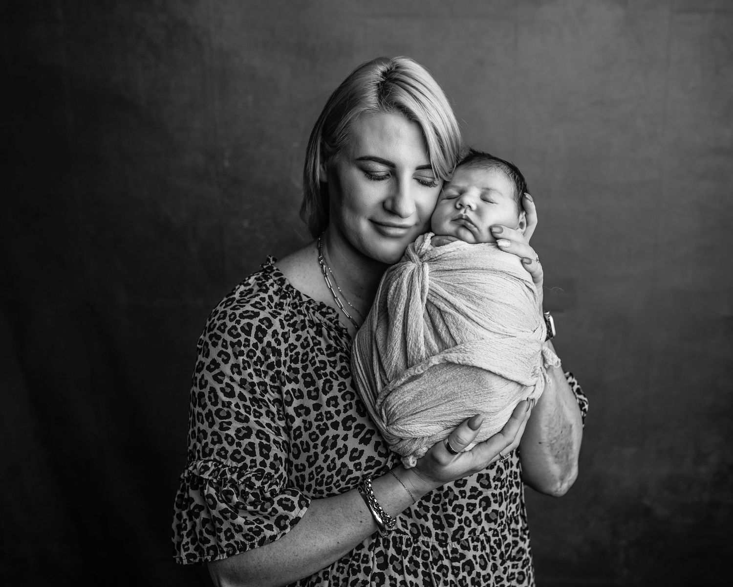 Palmerston North Newborn Baby Family Photographer. Mothers love black and white