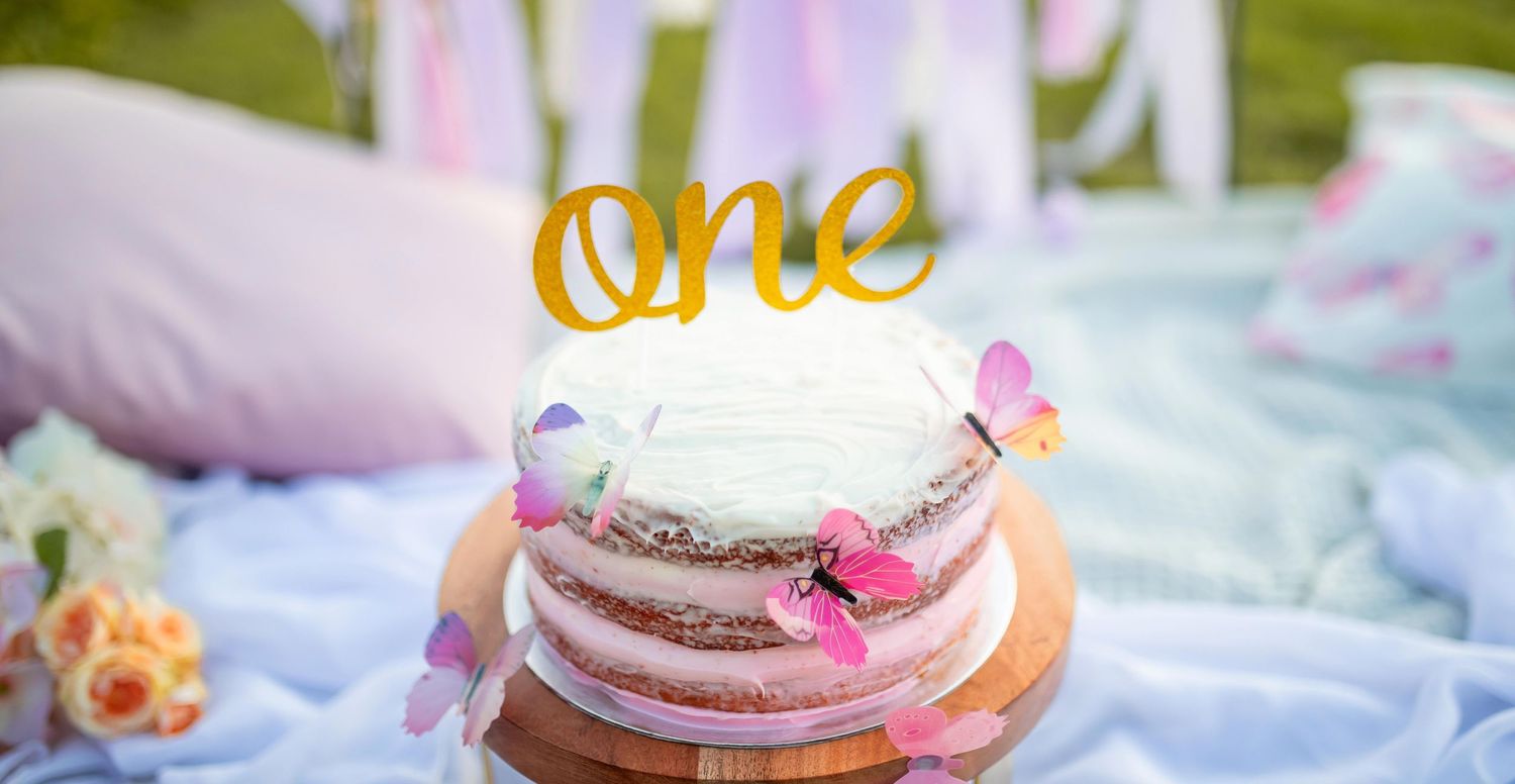 cake smash photography abu dhabi