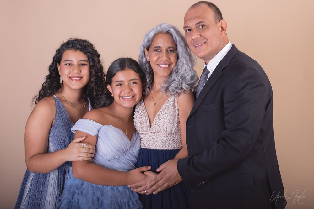 SESIONES FAMILIARES EN ESTUDIO - URSULA ANGELES PHOTOGRAPHY