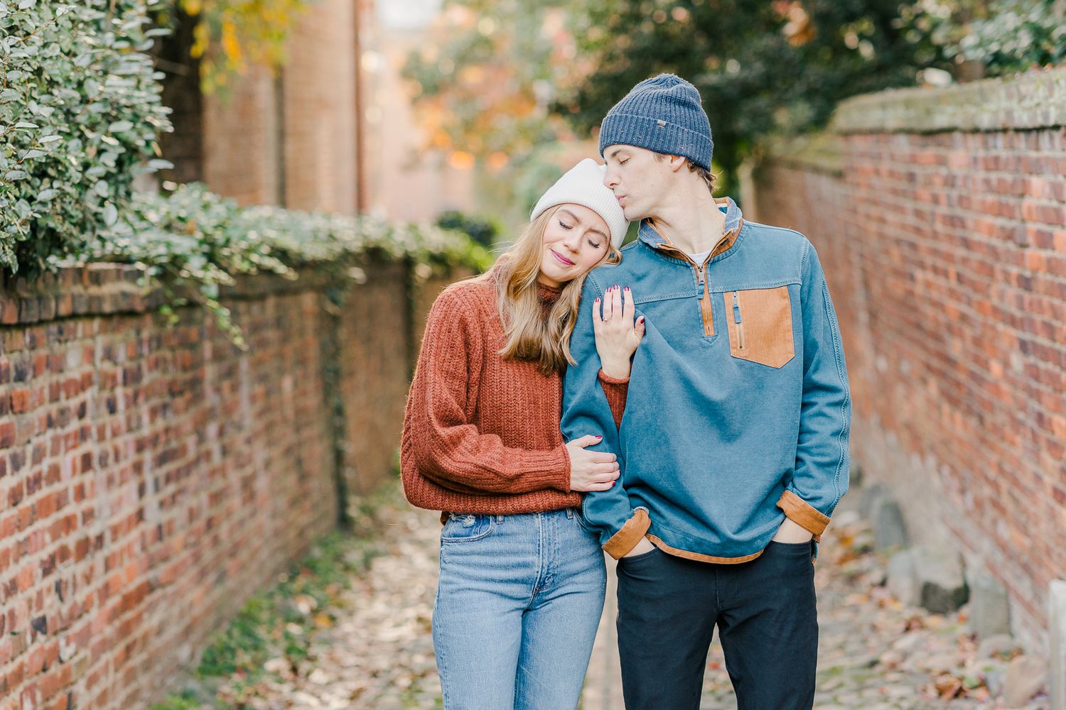 OLD TOWN ALEXANDRIA FALL ENGAGEMENT SHOOT
