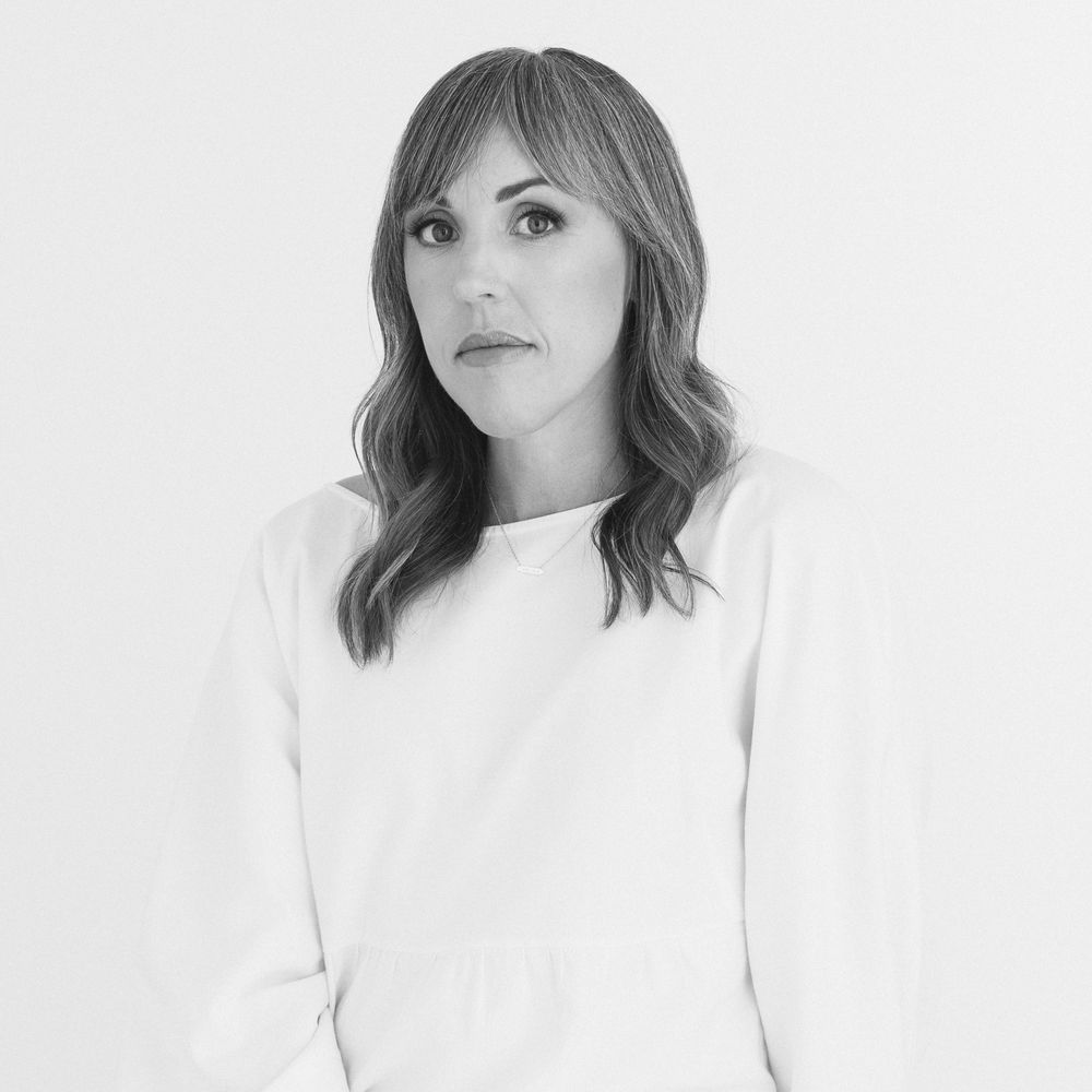 About - Annie McElwain