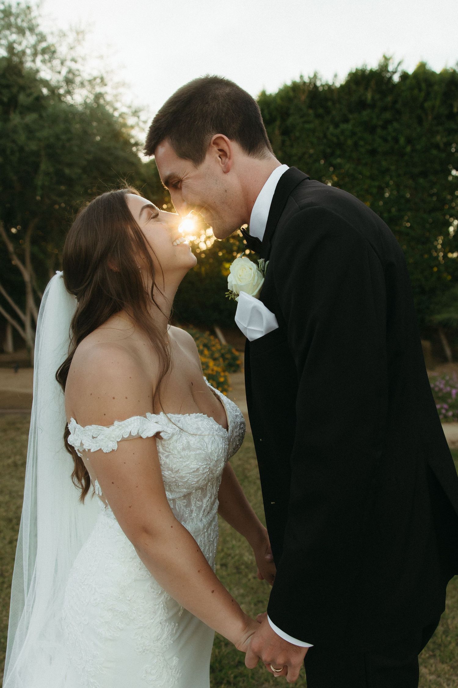 Bride and groom portraits from Palm Springs wedding in CA