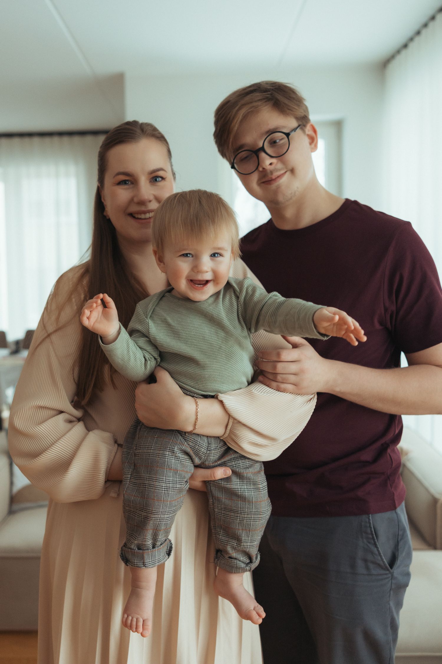 Perefotograaf Tallinnas — soojad ja loomulikud perepildid