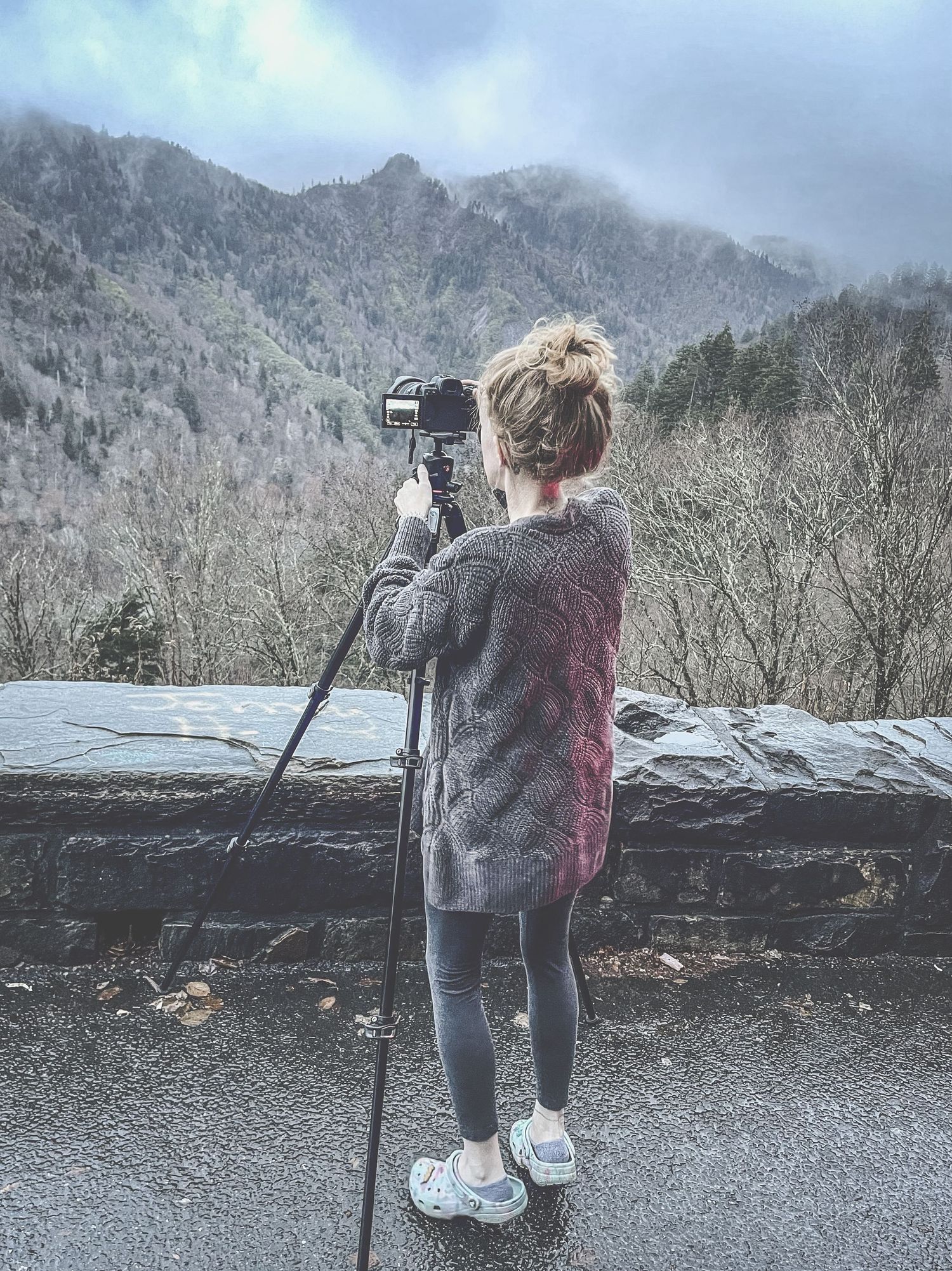 Tennessee portrait of a female fine art nature photographer and lifestyle portrait photographer