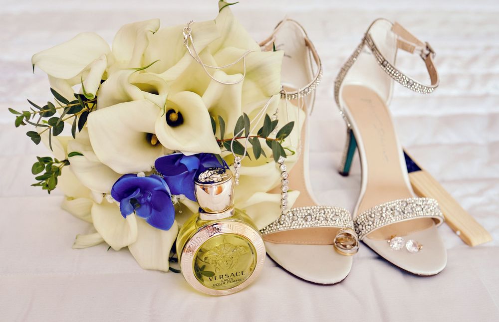 acessórios para o casamento , perfume versace, sapato noiva