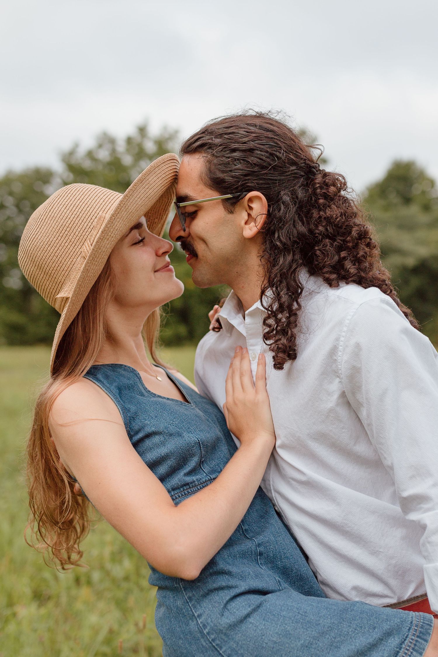 Travel Couple stops in CT for engagement photos
