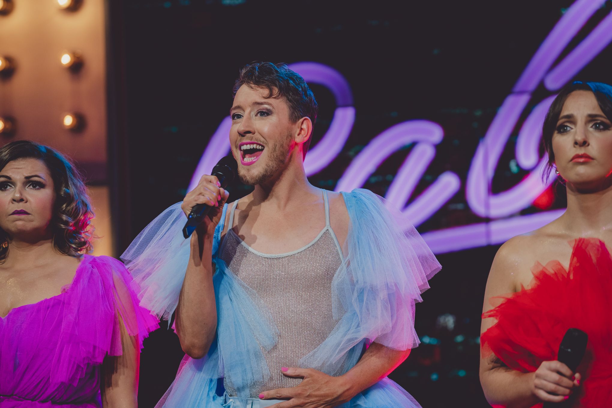 Meilyr Rhys Williams, Caberela, perfforming, Noson Gomedi Dathlu 40 S4C