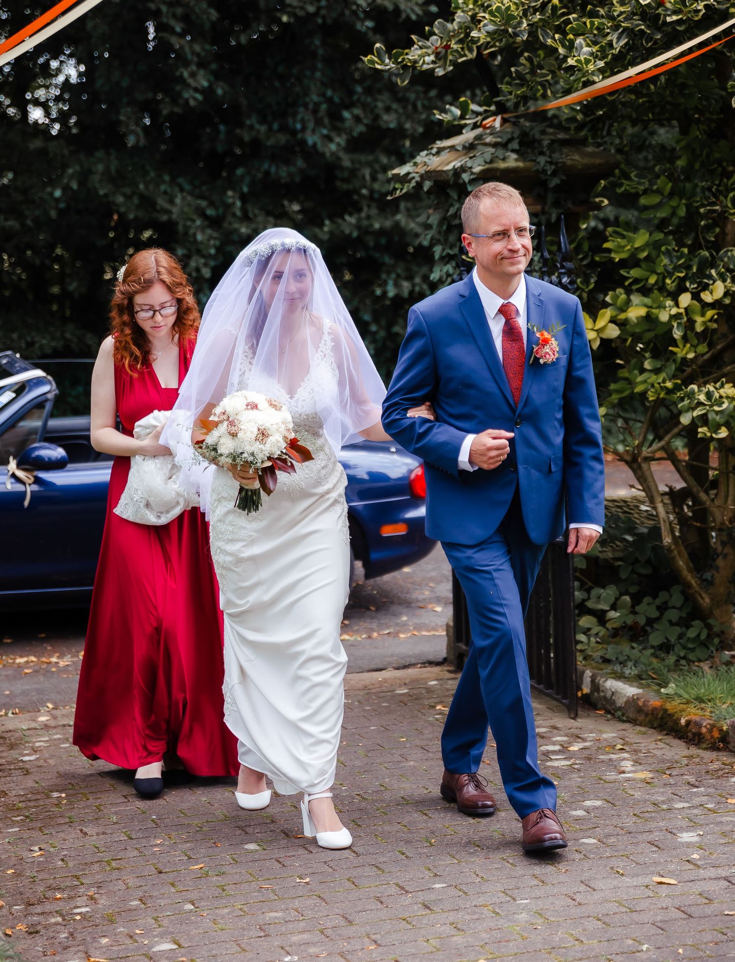 Non-Traditional Wedding Photography  - father of the bride and bride walk into church