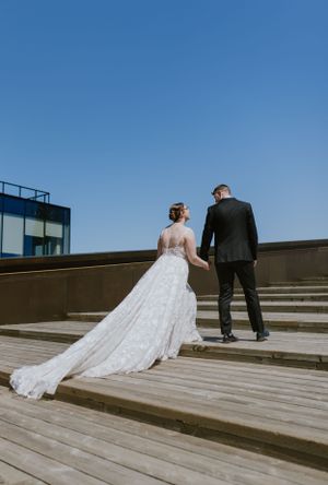 Lower Deck Wedding, Halifax Nova Scotia, Halifax Waterfront, Marriott Halifax, Queen's Marque, Halifax Wedding