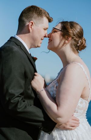 Lower Deck Wedding, Halifax Nova Scotia, Halifax Waterfront, Marriott Halifax, Queen's Marque, Halifax Wedding