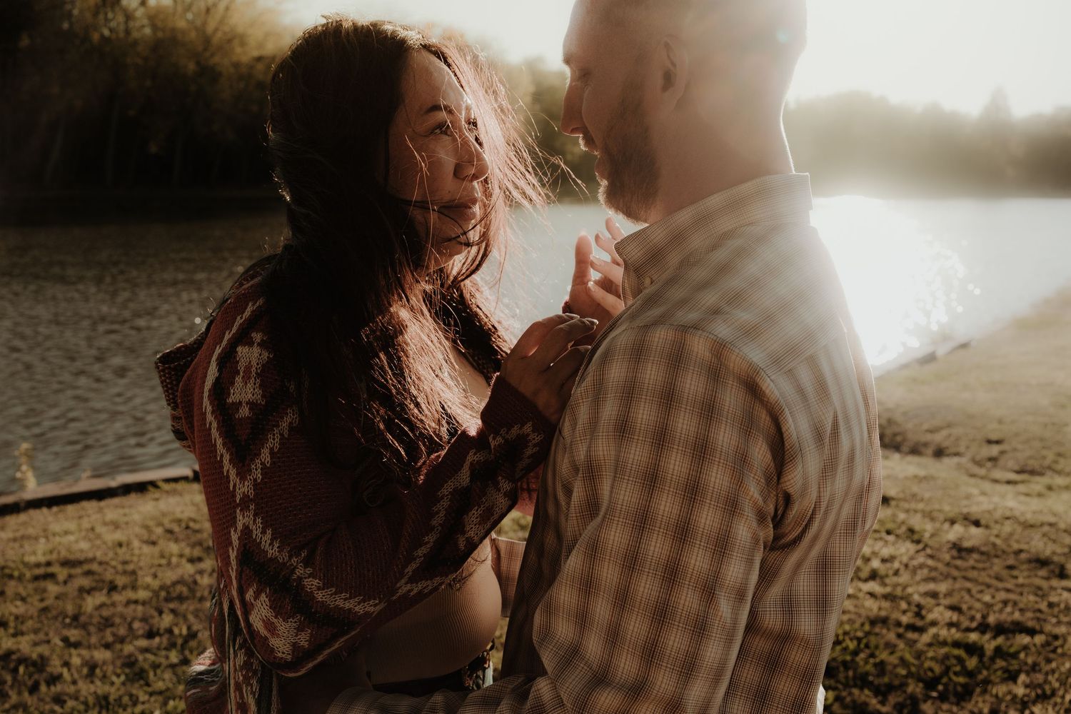 Maternity photographer in Conroe, Willis, Montgomery, the Woodlands, and surrounding areas.