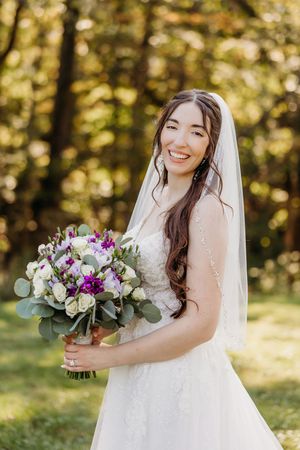 Portrait of beautiful bride in Cincinnati. Cincinnati Wedding photographer.