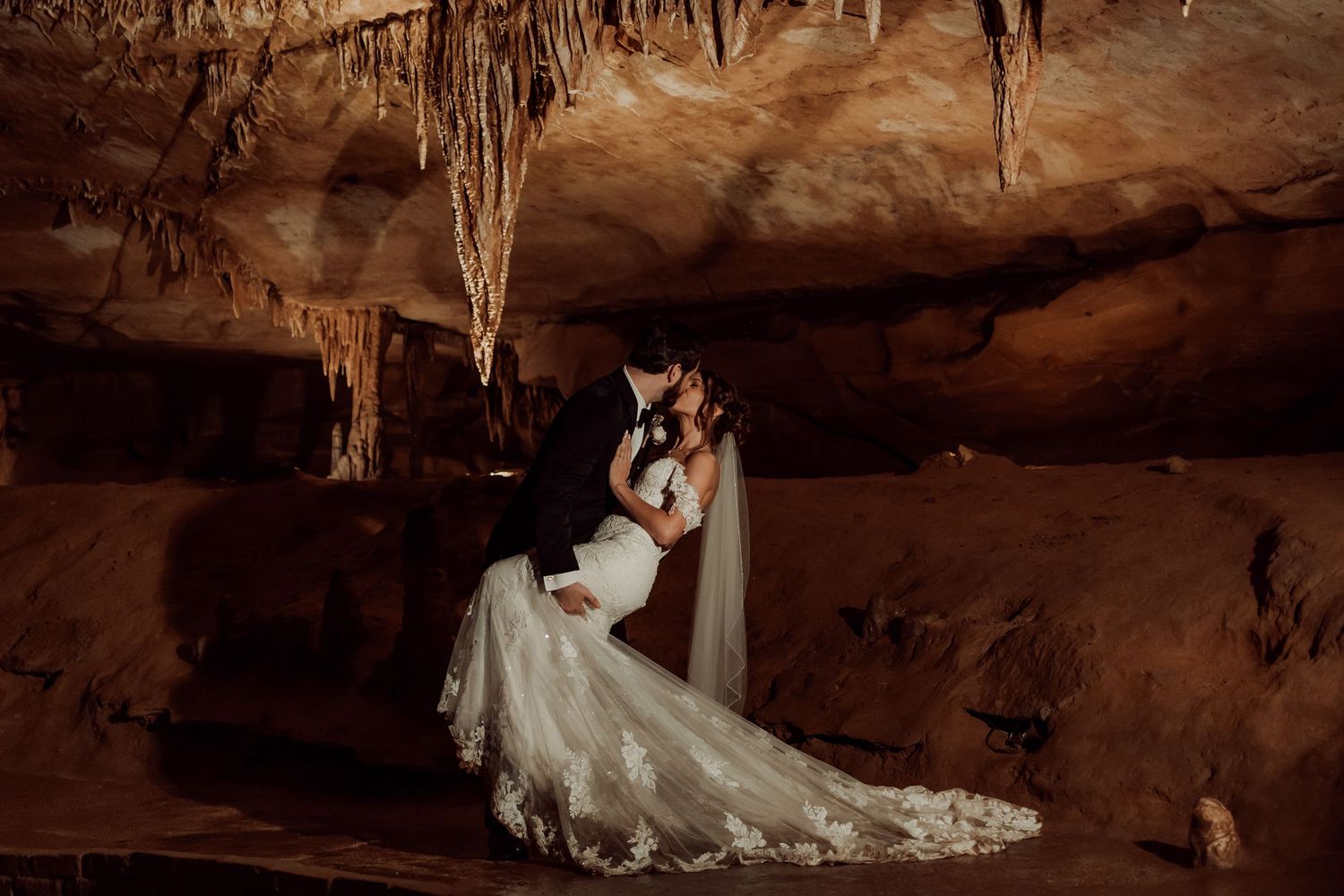 Indiana wedding photographer and videographer team, Jenna and Cody Lehman, Palmyra Indiana