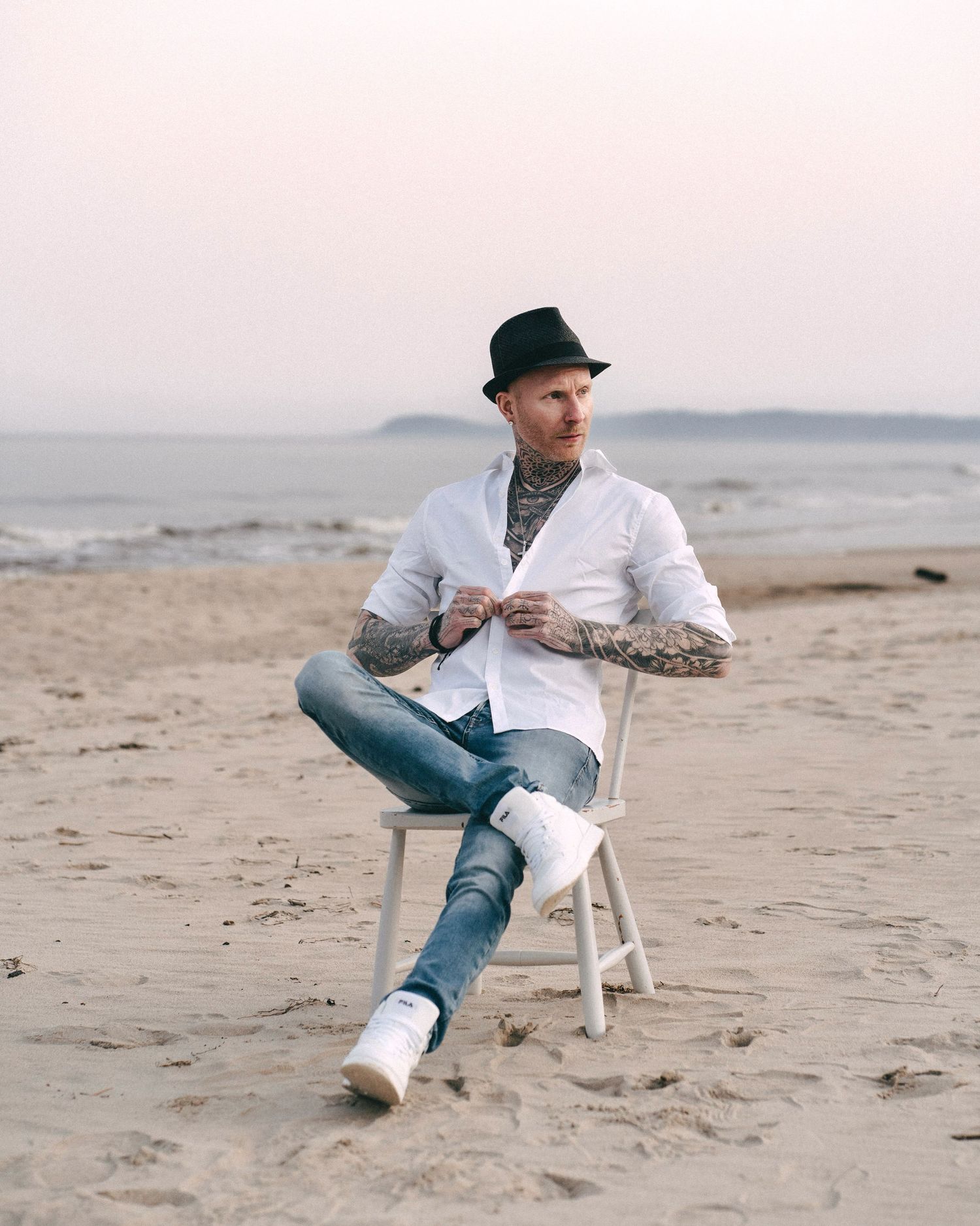 Improviserad porträttsession vid havet – Skåne norr om Kivik
