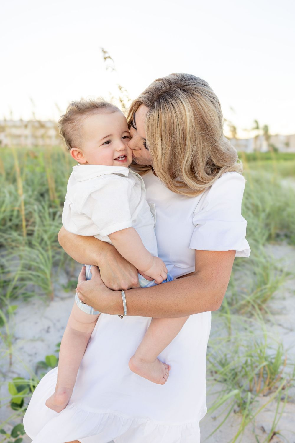 Family Photographer, Vero Beach, Motherhood, Family Session, Portrait, Orchid Island, Beachside