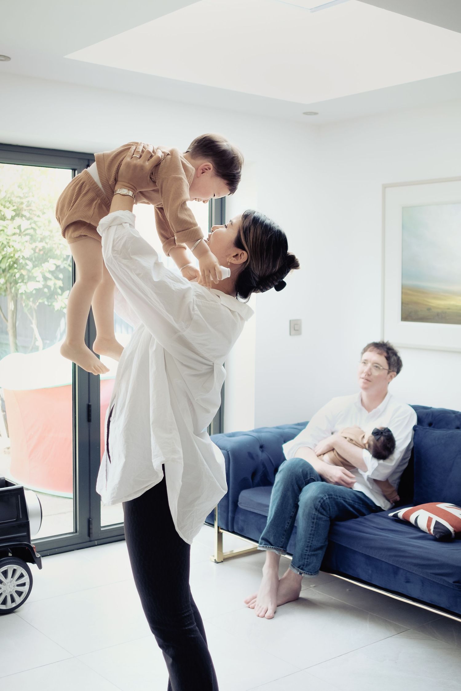 Manchester Cheshire maternity baby children family photo session Cozimoment portraits studio