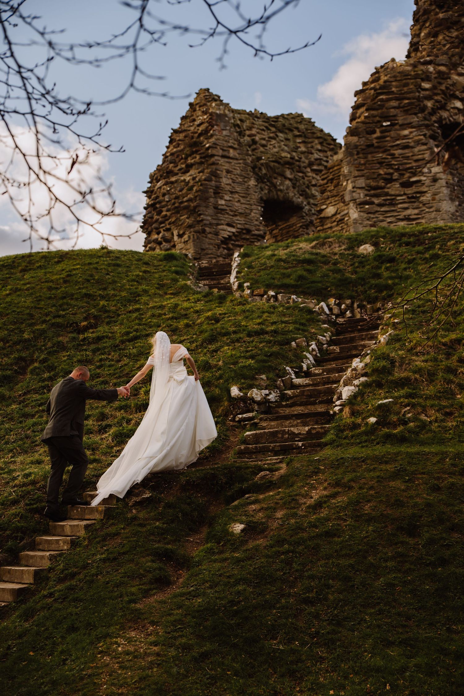 The Priory Church, Christchurch, Dorset wedding photography. Bride and Groom candid wedding photography. christchurch bridal