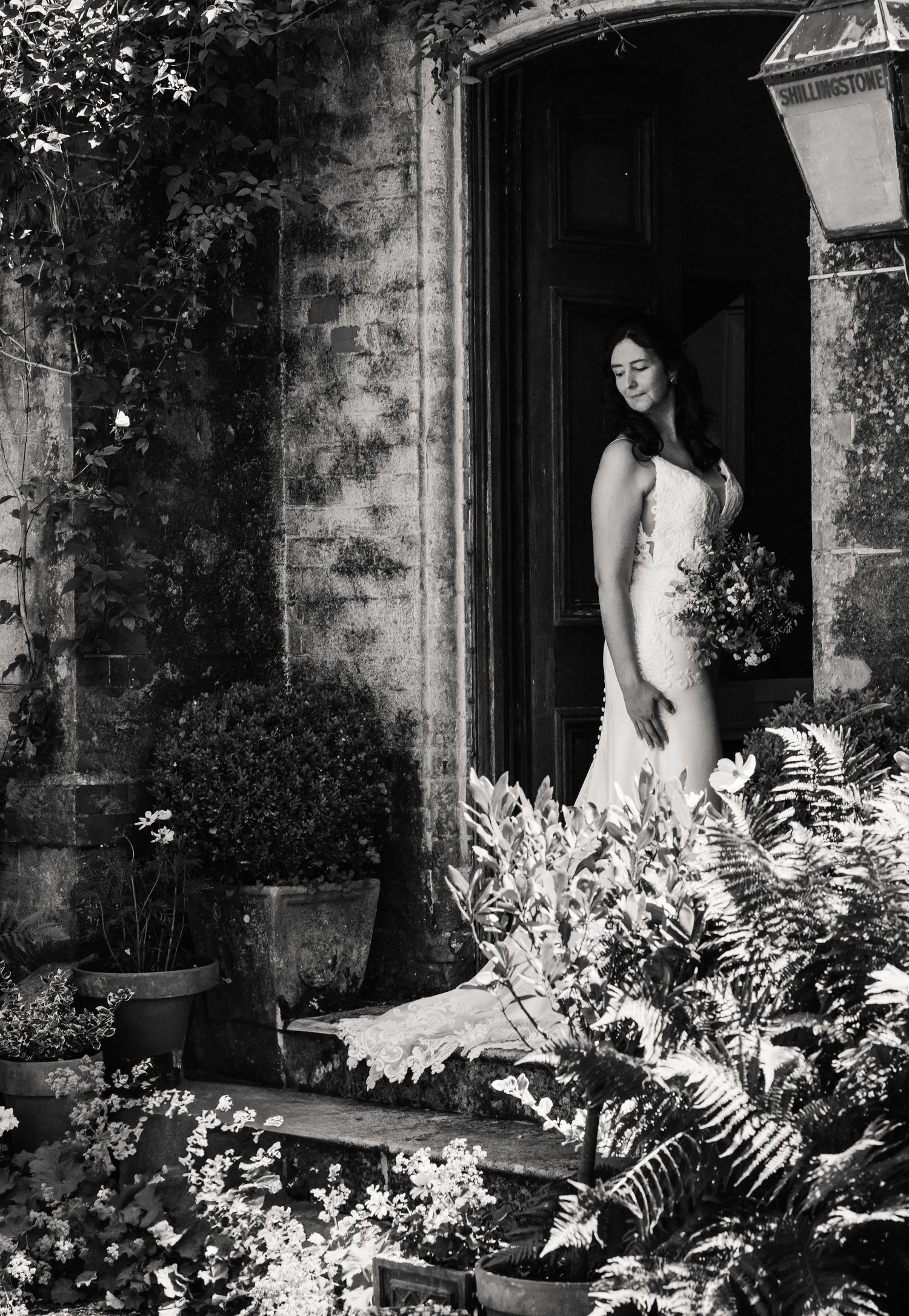 Shillingstone House Wedding, Shillingstone Dorset Wedding Venue. Dorset outdoor wedding. Manor house wedding Dorset. Candid Dorset photos