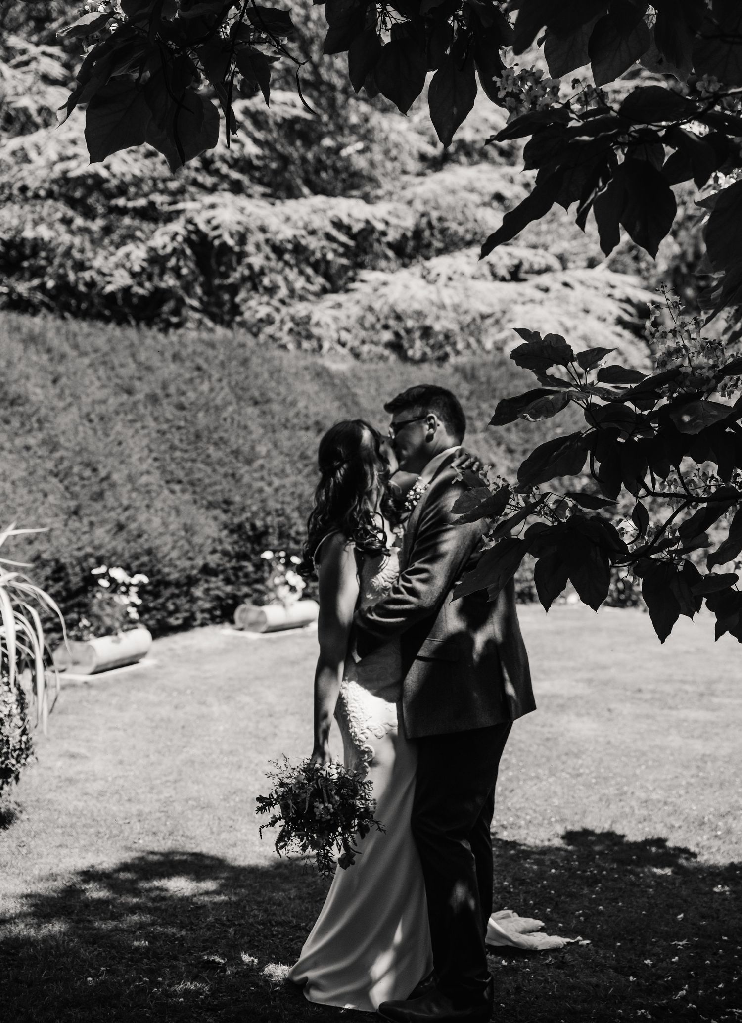 Shillingstone House Wedding, Shillingstone Dorset Wedding Venue. Dorset outdoor wedding. Manor house wedding Dorset. Candid Dorset photos