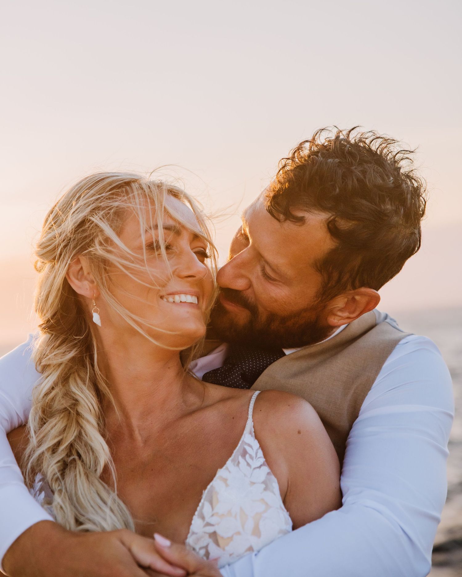 Portland Bill engagement shoot. Wedding photographer Weymouth. Dorset photographer. Dorset candid wedding photographer. Natural wedding