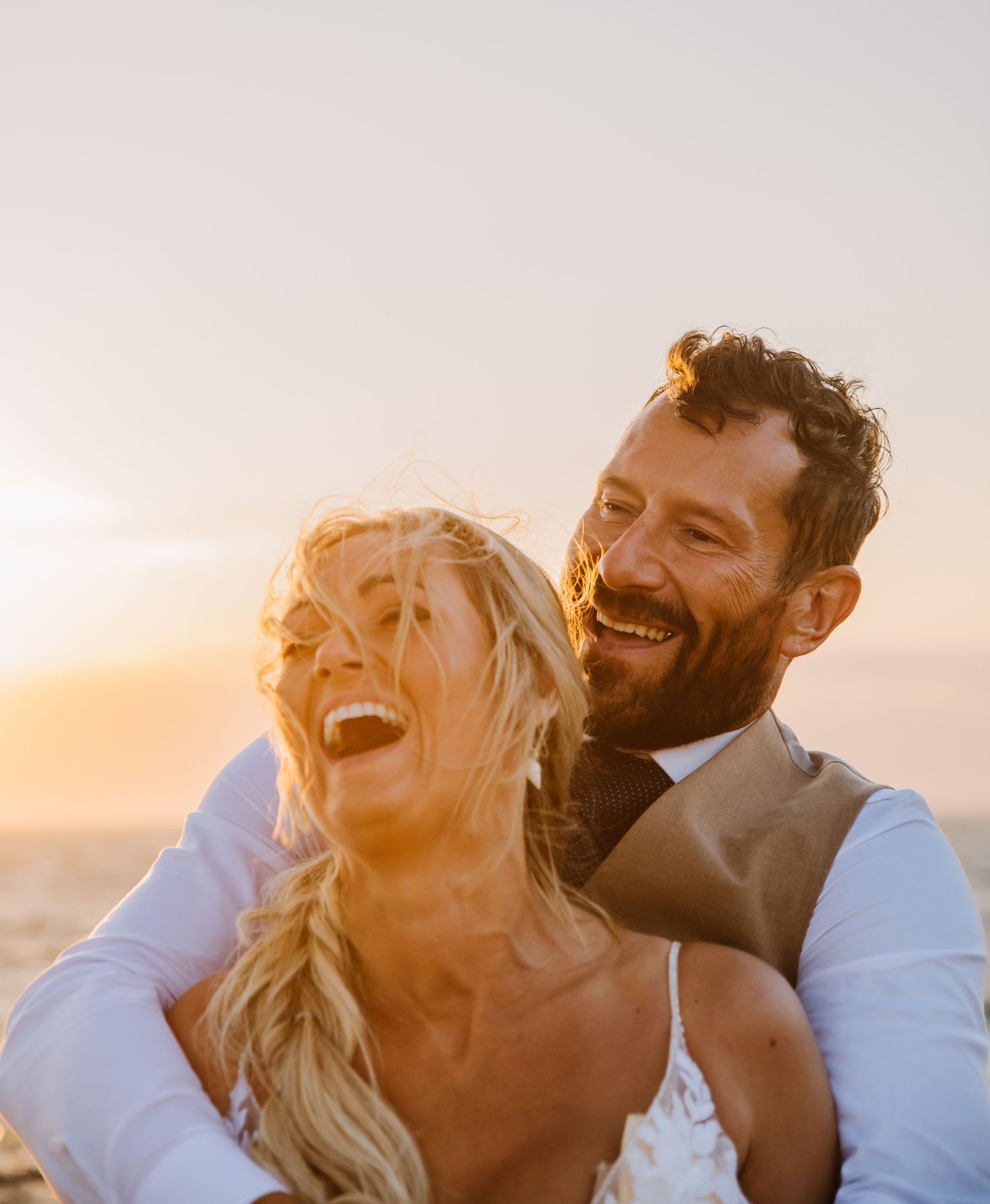 Portland Bill engagement shoot. Wedding photographer Weymouth. Dorset photographer. Dorset candid wedding photographer. Natural wedding