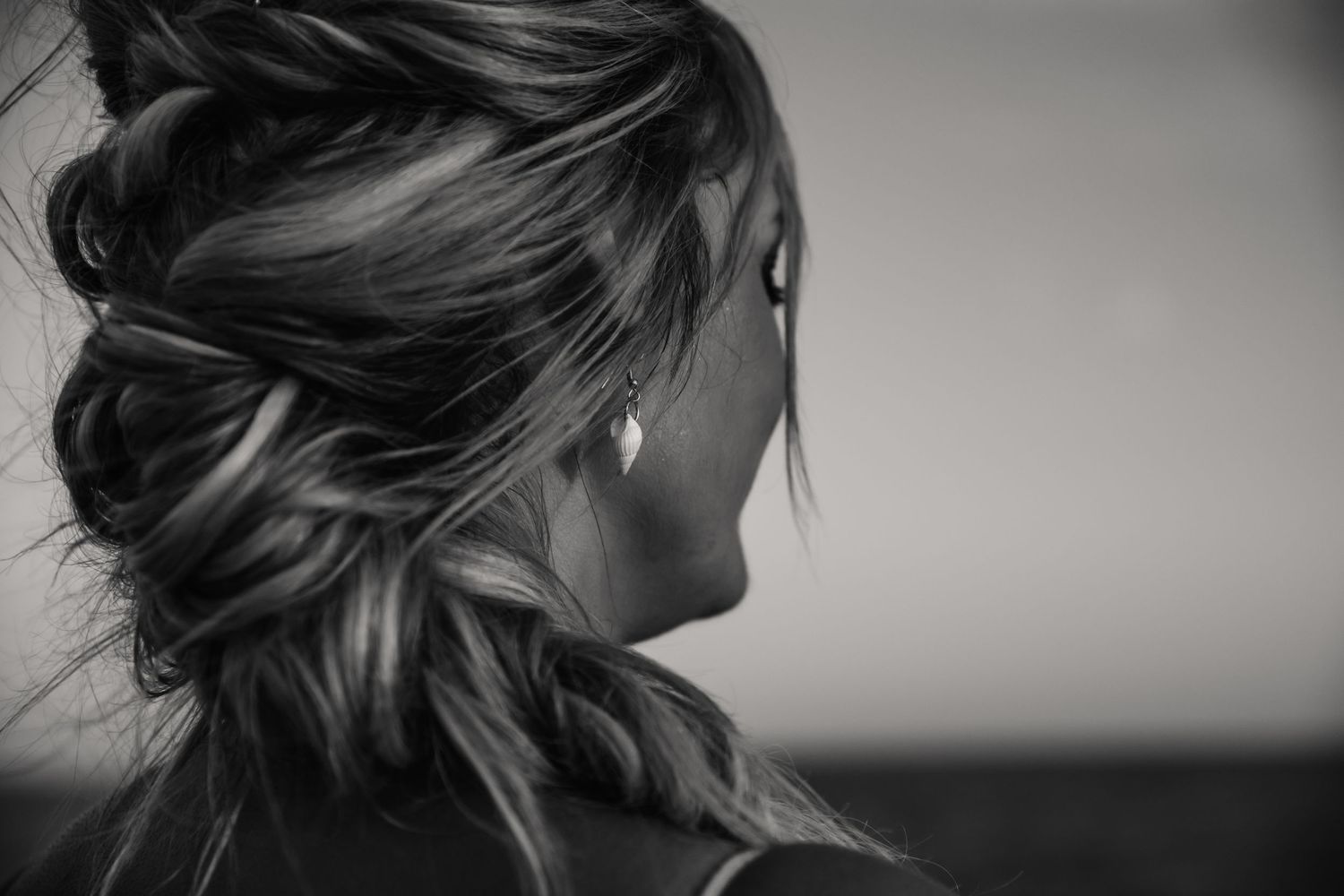 Wedding earring and wedding hair. Wedding photographer Dorset, Devon, Hampshire, Wiltshire, Somerset. Near weymouth.
