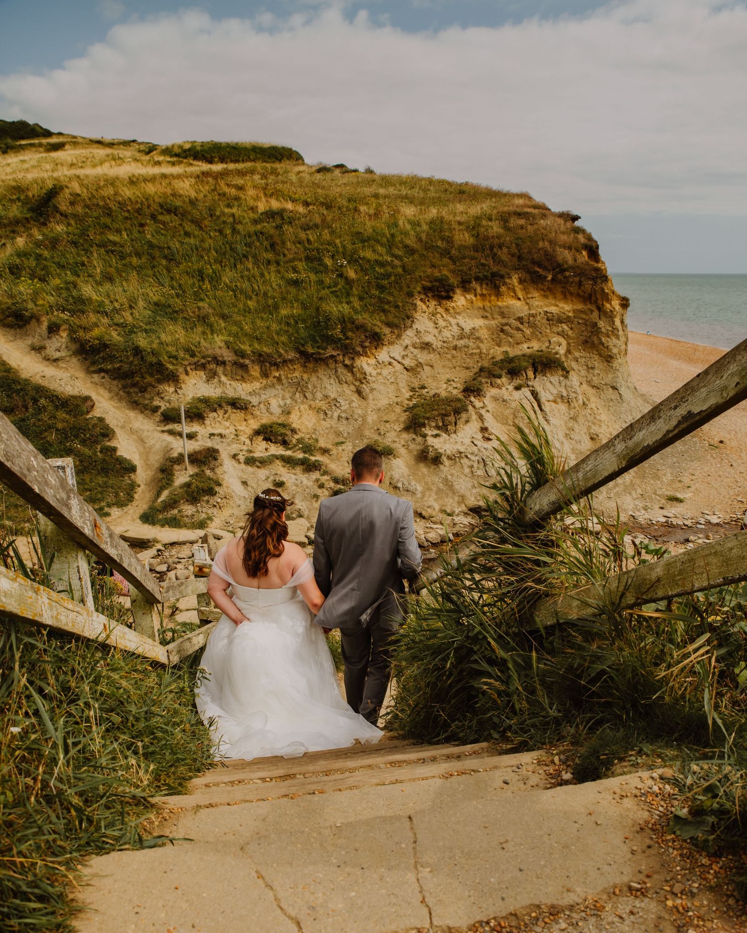 Wedding photo, Bride and Groom at Eype near Bridport Dorset. Bridport Wedding. Bull Hotel wedding. Dorset wedding photographer