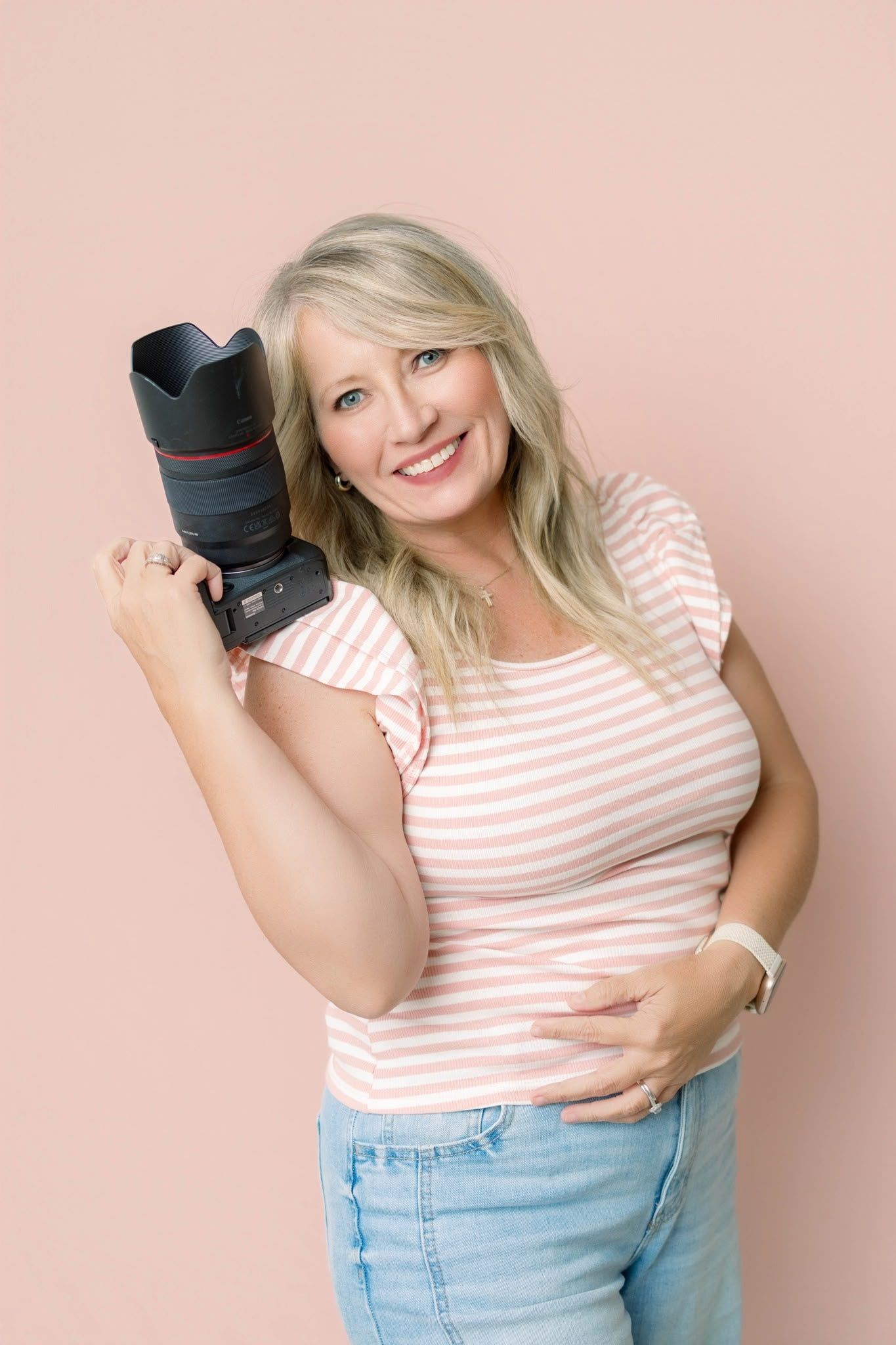 Lexington Kentucky area Photographer offering beautiful High School Senior and family Photos! Best Photographer in the Lexington, KY area!