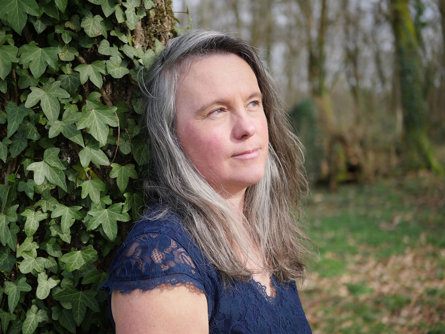 Portrait de Claire Macnamara photographe de famille en Dordogne