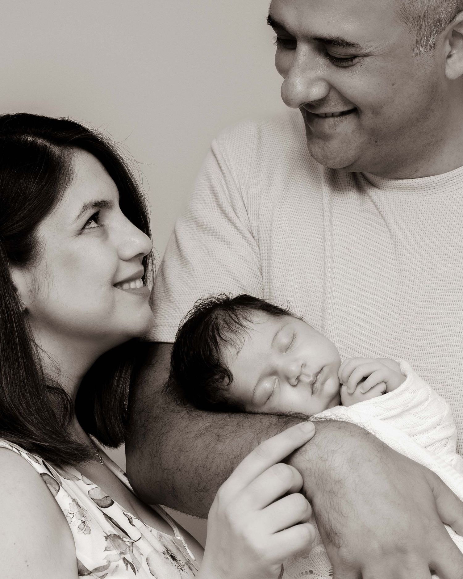 in-home newborn photographer Sydney capturing early family connection
